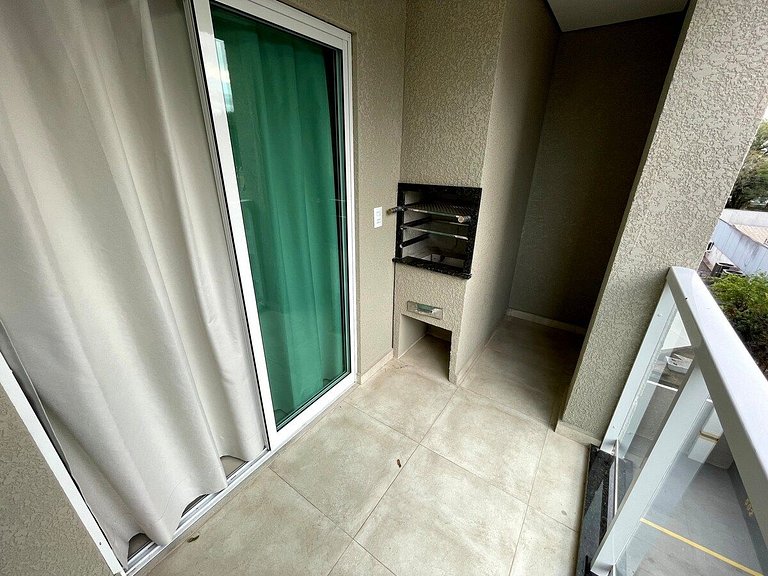 Central apartment with 2 bedrooms, garage, and washing machi