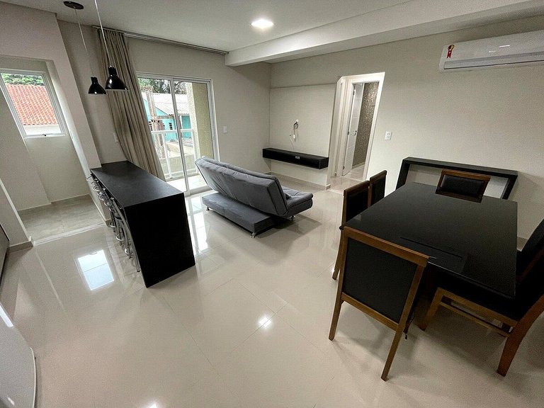 Novo central 2 quartos wifi/garagem/elevador