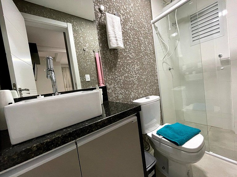 Central apartment with 2 bedrooms, garage, and washing machi