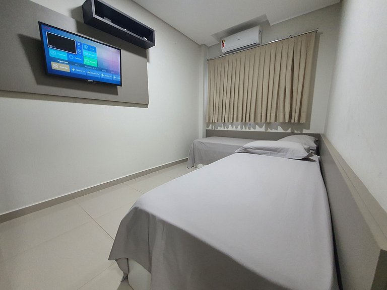 Central apartment with 2 bedrooms, garage, and washing machi