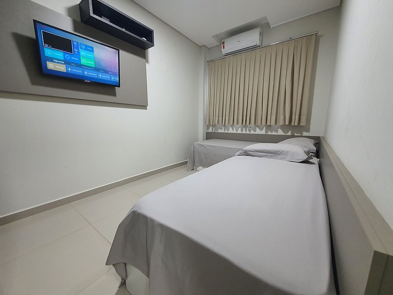 Central apartment with 2 bedrooms, garage, and washing machi