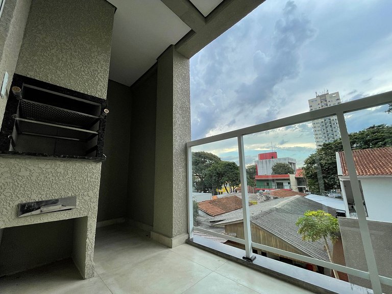 Novo central 2 quartos wifi/garagem/elevador