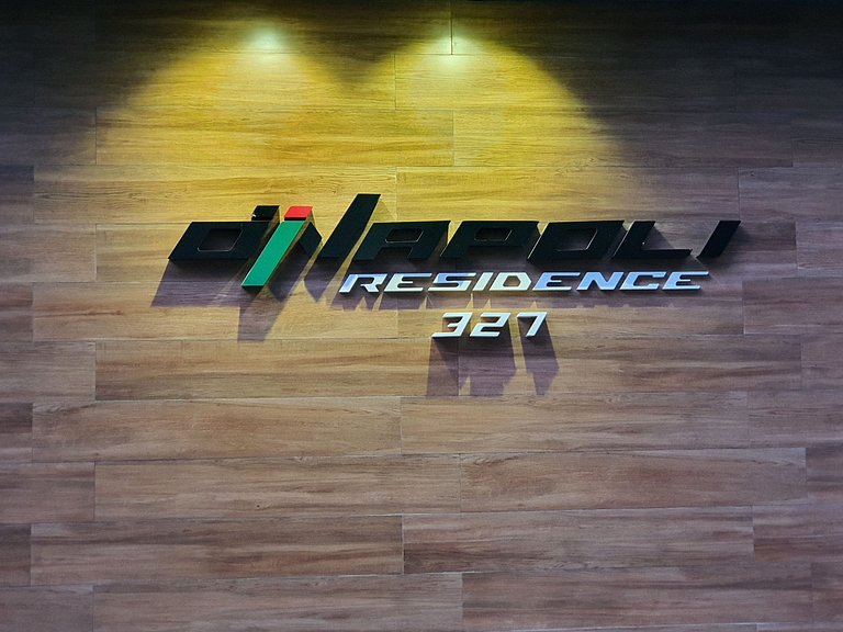 Central apartment with 2 bedrooms, garage, and washing machi