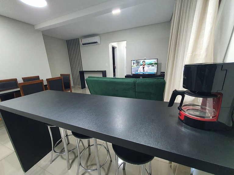Super novo central 2 quartos wifi/garagem/elevador