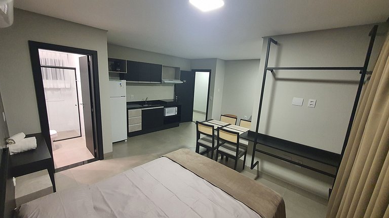 Ap novo central e seguro em Foz