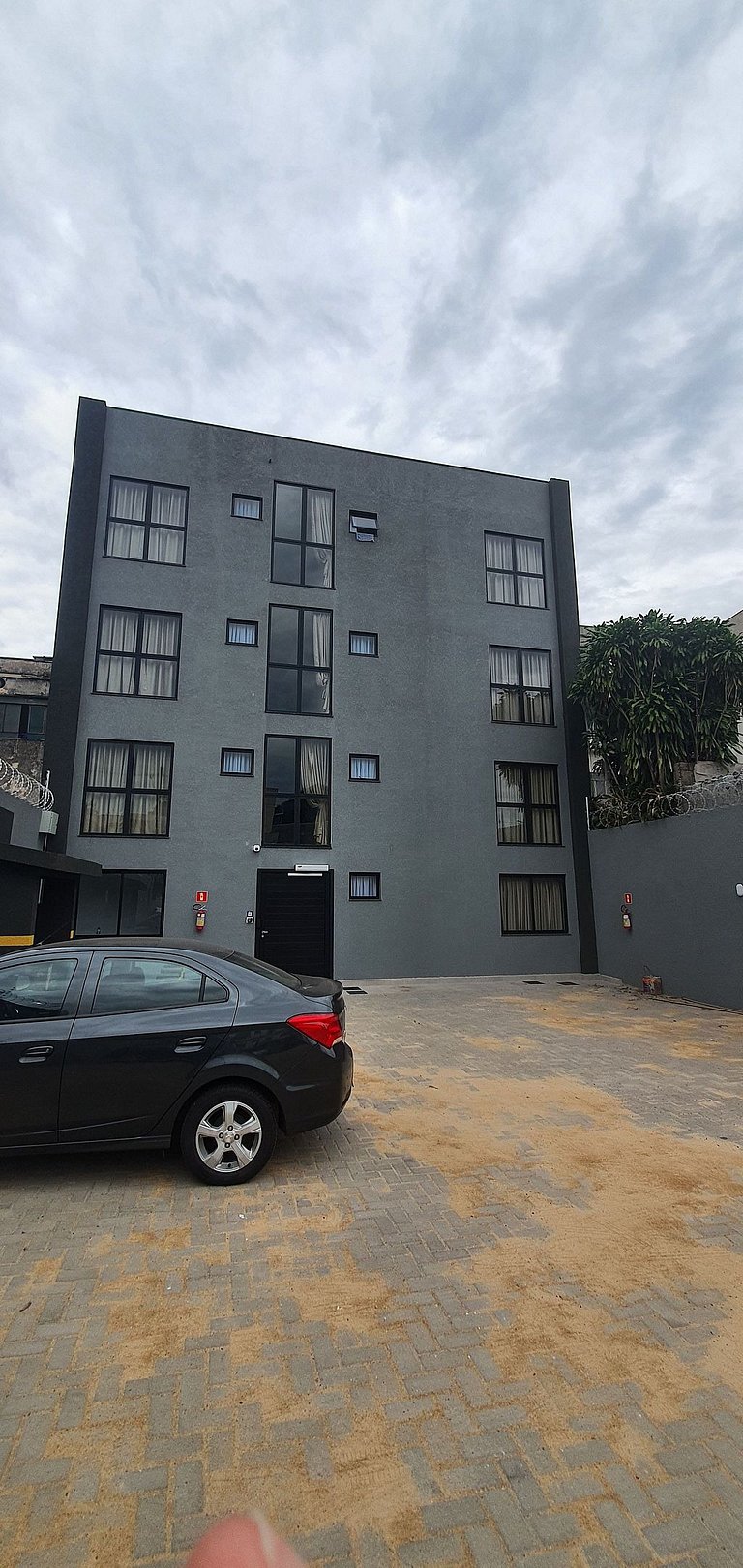 MZ 32 no centro com garagem segura