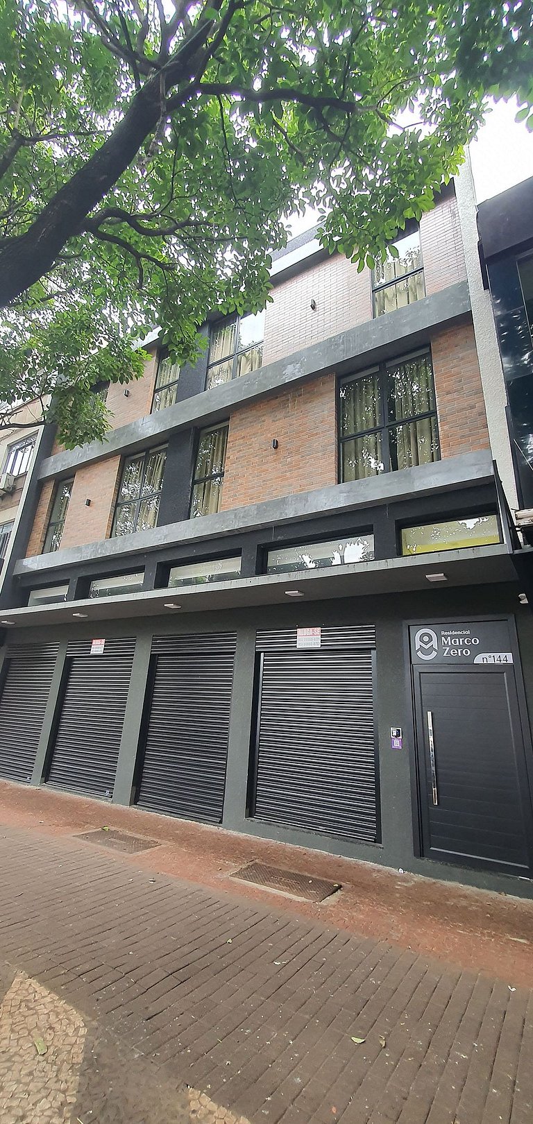 MZ 32 novo centro seguro garagem