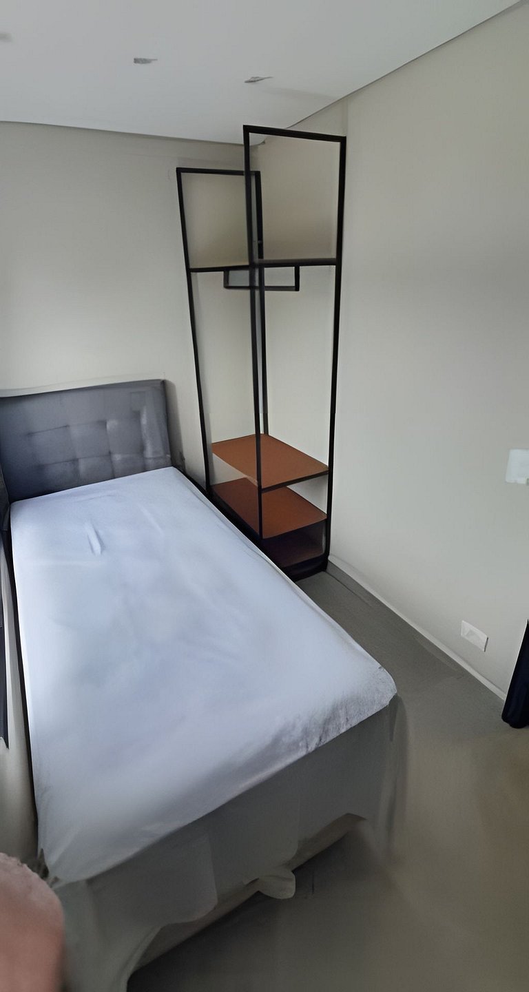 HS 203 - Apartamento de 2 habitaciones con aire acondicionad