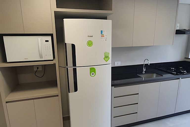 Ap novo 2 quartos/ar condicionado/elevador/piscina/garagem