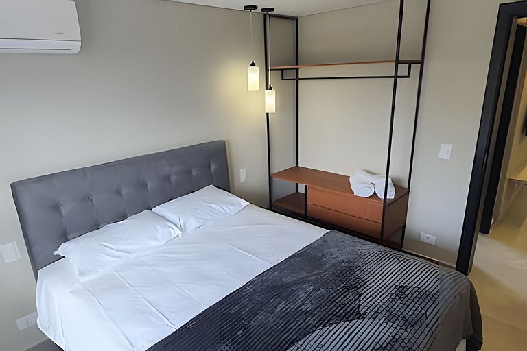 Ap novo 2 quartos/ar condicionado/elevador/piscina/garagem