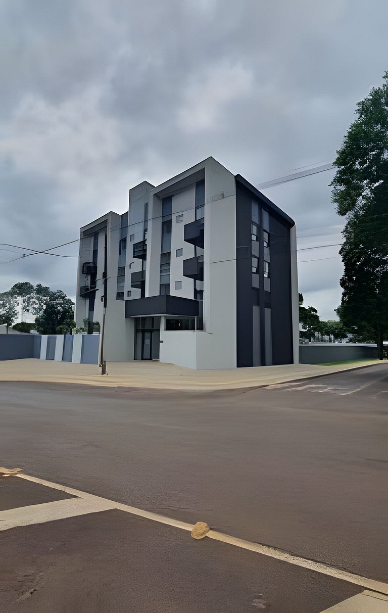 Ap novo 2 quartos/ar condicionado/elevador/piscina/garagem