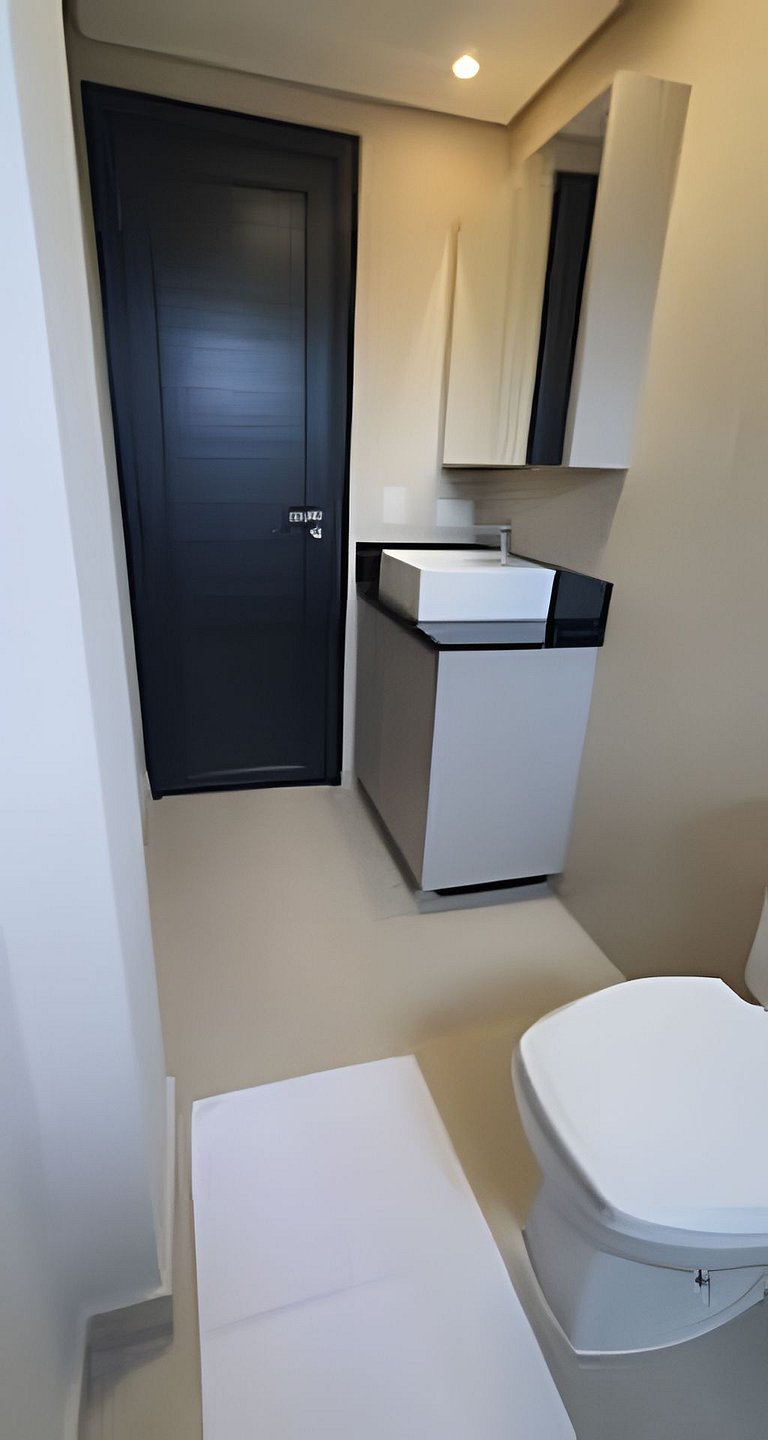 Ap novo 2 quartos/ar condicionado/elevador/piscina/garagem