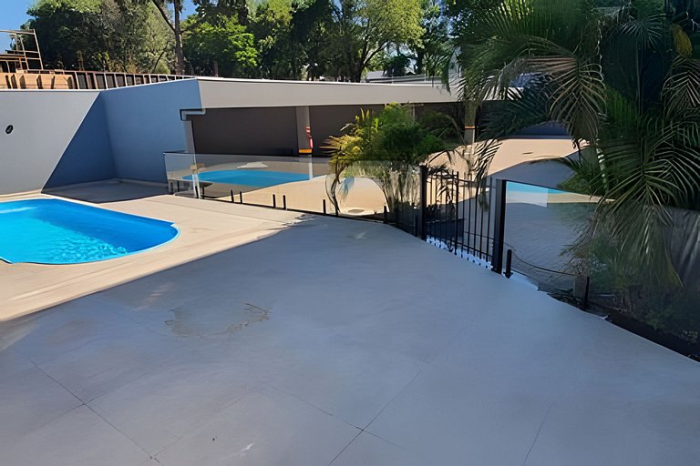 Ap novo 2 quartos/ar condicionado/elevador/piscina/garagem