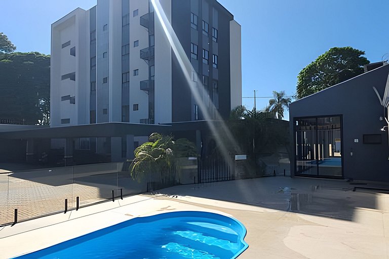 Ap novo 2 quartos/ar condicionado/elevador/piscina/garagem