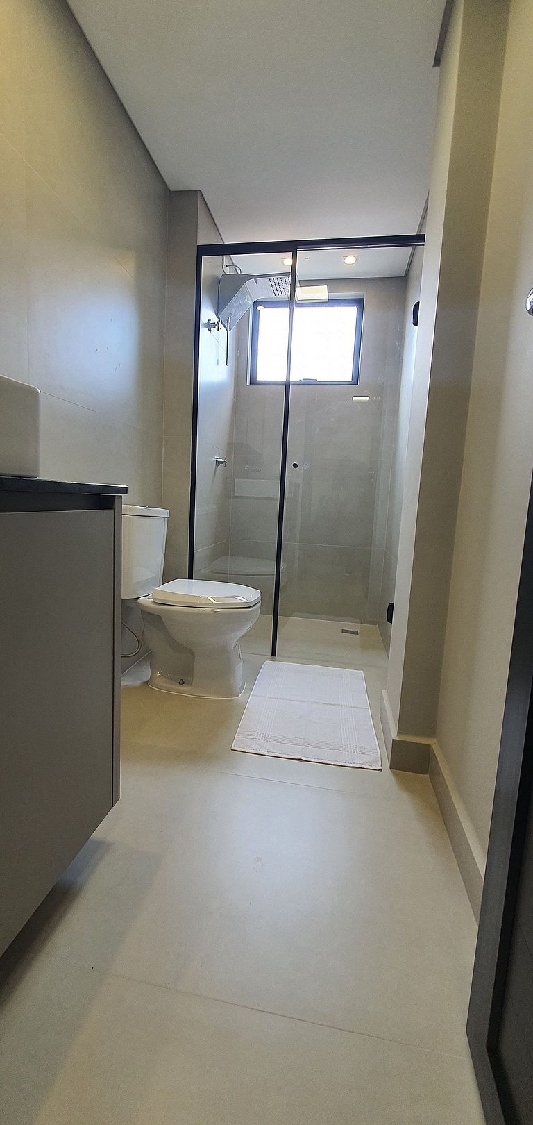 HS 505 novo 02 quartos/garagem/piscina/ar condicionado/Smart