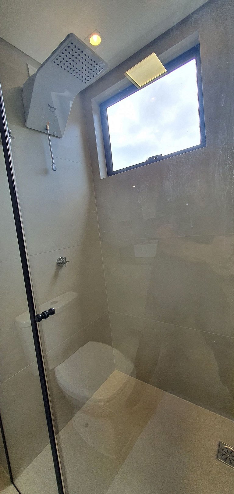 Ap 101 novo ar condicionado/garagem/piscina