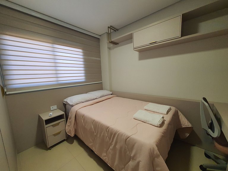 Apto novo 2 quartos 2 banheiros garagem e varanda