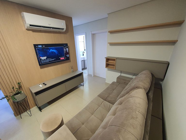 Apto novo 2 quartos 2 banheiros garagem e varanda