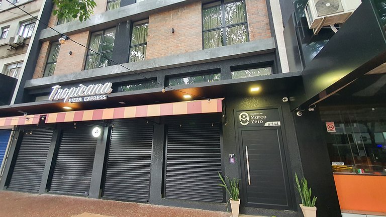 Ap novo central e seguro em Foz