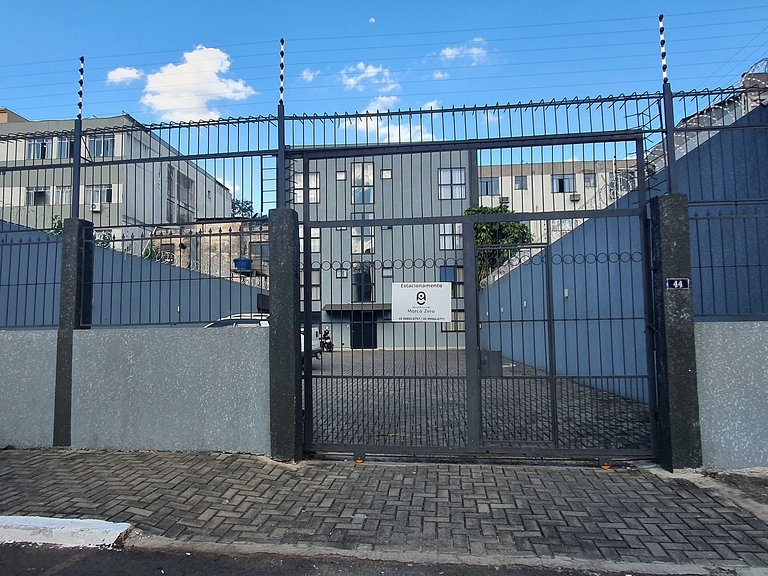 MZ 32 no centro com garagem segura