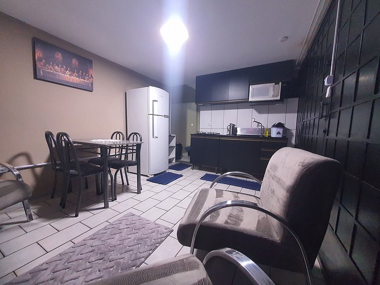 Casa da Neusa com garagem, próxima a tudo em Foz