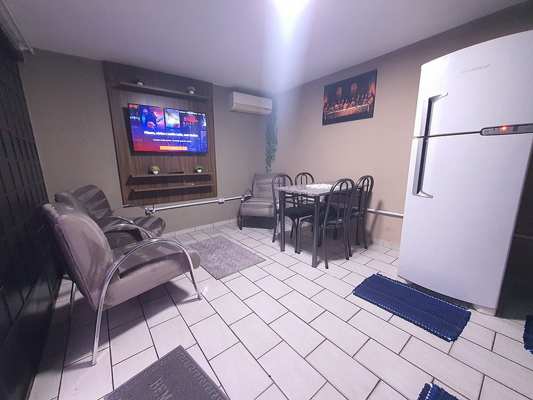 Casa da Neusa com garagem, próxima a tudo em Foz