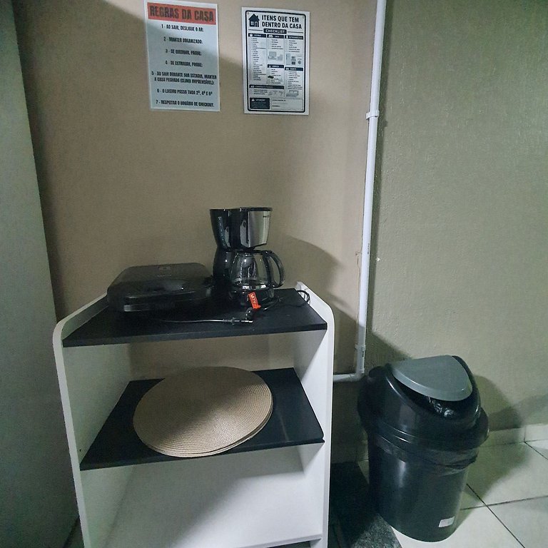 Casa da Neusa com garagem, próxima a tudo em Foz
