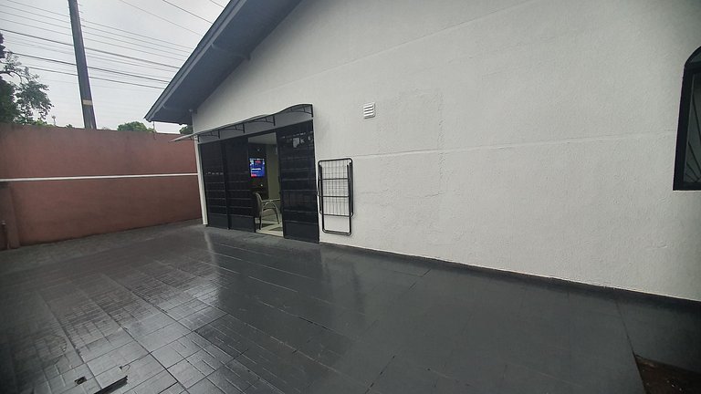 Casa da Neusa com garagem, próxima a tudo em Foz