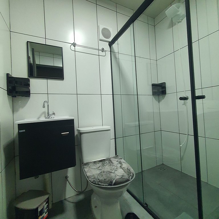 Casa da Neusa com garagem, próxima a tudo em Foz