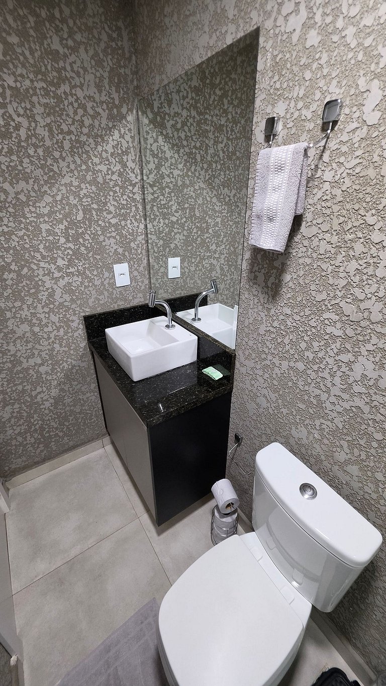 Piso céntrico 2 habitaciones, garaje y lavadora